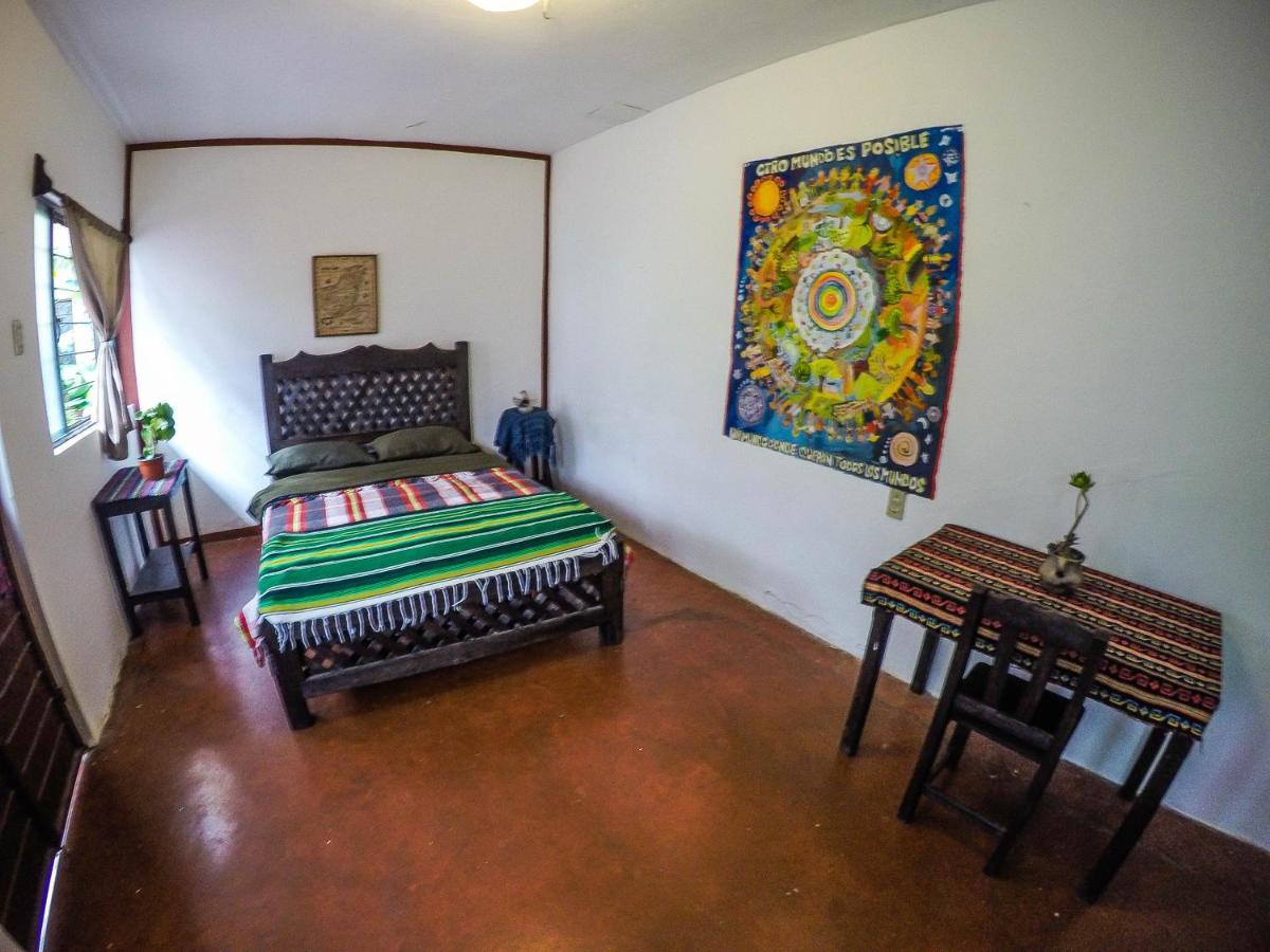 Hostel El Nagual San Cristóbal de Las Casas Esterno foto
